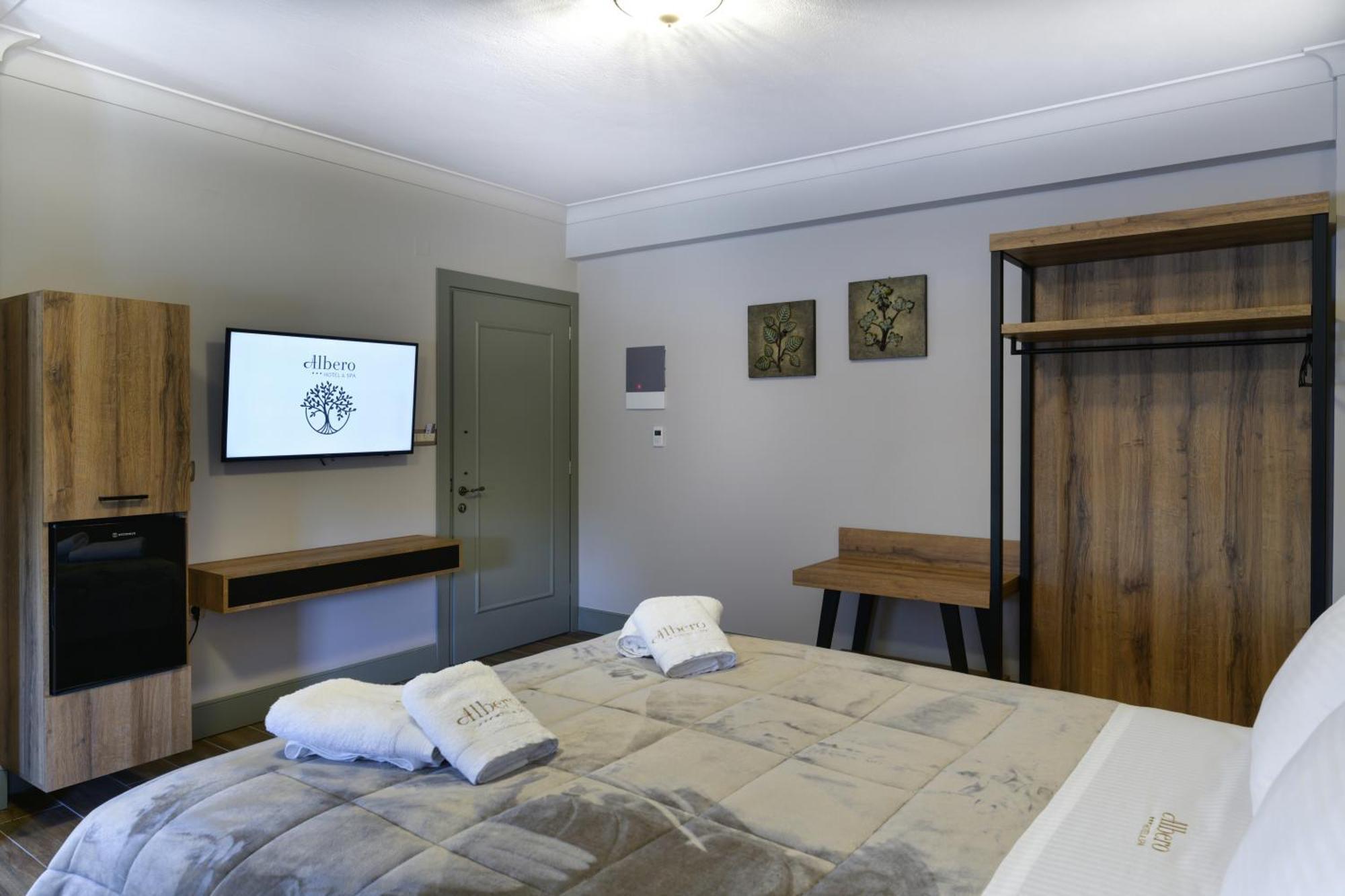 Albero Hotel Perama  Экстерьер фото